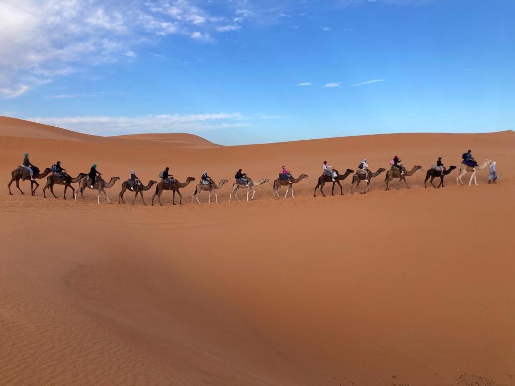 Hotel Erg Chebbi Starlight Camp Merzouga Exterior foto