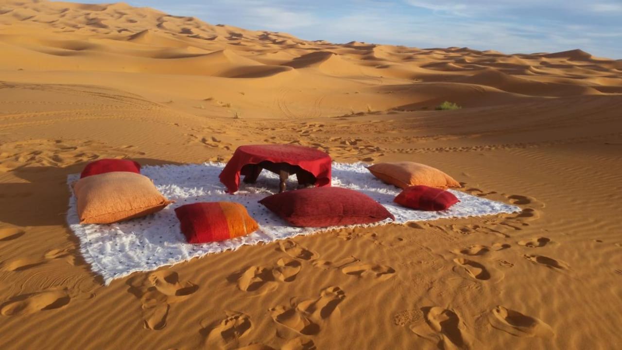 Hotel Erg Chebbi Starlight Camp Merzouga Habitación foto