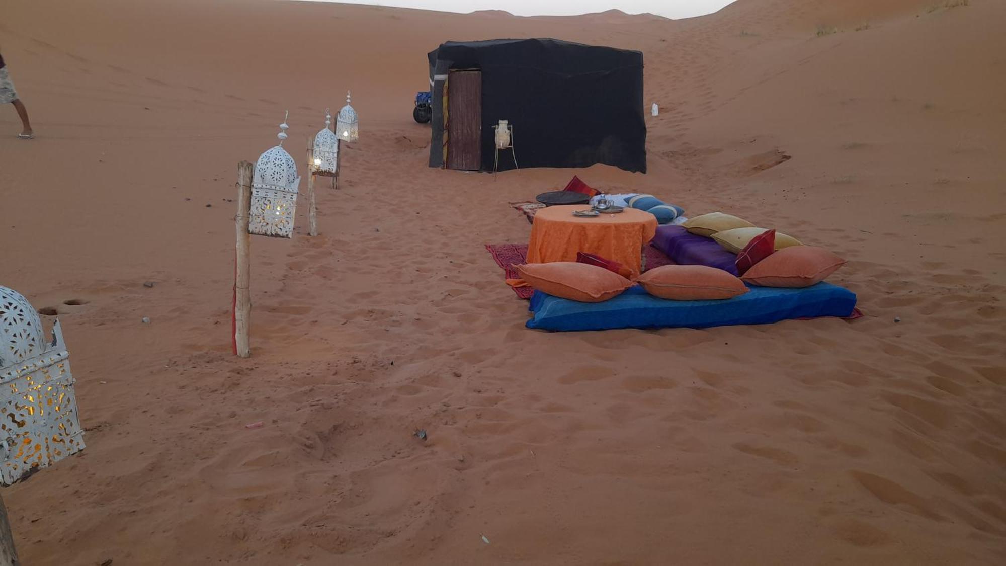 Hotel Erg Chebbi Starlight Camp Merzouga Habitación foto